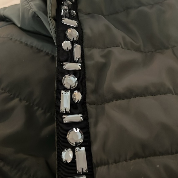 Chicos Jeweled Trim Olive Green Quilted Puffer Jacket Sz 2 (L/12) - Picture 3 of 13